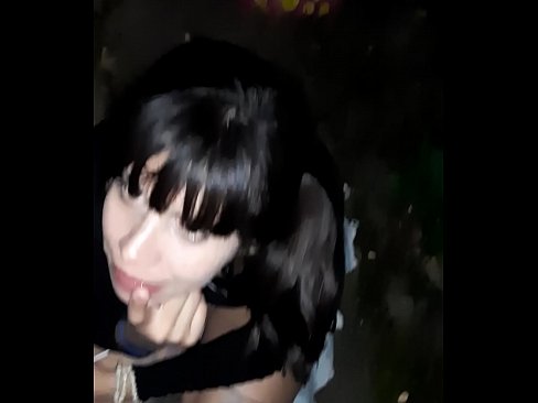 ❤️ На улици натечен пенис у замену за слаткише ❌ Јебени видео  код нас